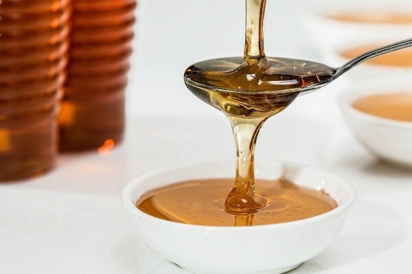 O mel perde suas propriedades quando aquecido (Foto: Pixabay.com)