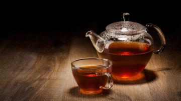 A verdade sobre... TEA: por que não pode beber chá todos os dias?