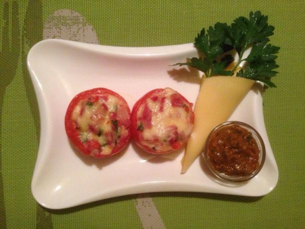 tomates recheados para esta receita Tentei preparar-se para o pequeno almoço. Não é muito pequeno-almoço rápido ele sair))