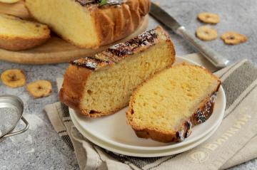 Bolo de banana no forno