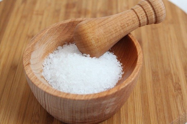 Comer muito sal pode causar problemas de saúde. (Foto: Pixabay.com)