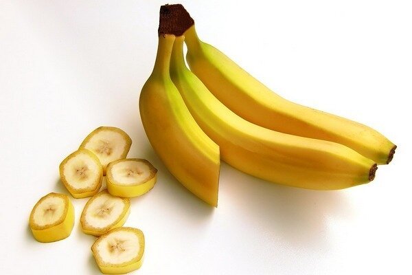 Você pode fazer um coquetel de kefir para aumentar o efeito banana. (Foto: Pixabay.com)