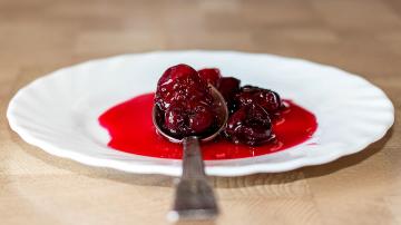É possível cozinhar cherry geléia sem pectina? Experimentar com a Sylt sueco