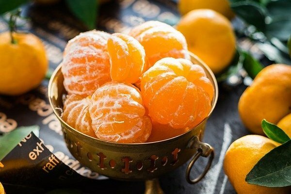 Escolha tangerinas grandes e suculentas sem danificar. (Foto: Pixabay.com)