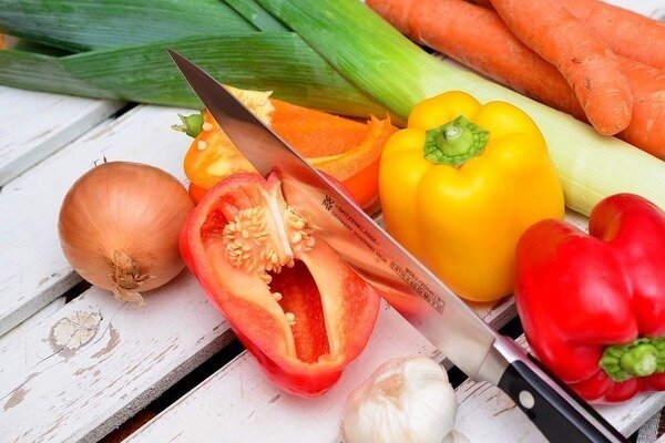 Comer pimentas maduras é importante para obter o máximo dos benefícios. (Foto: Pixabay.com)