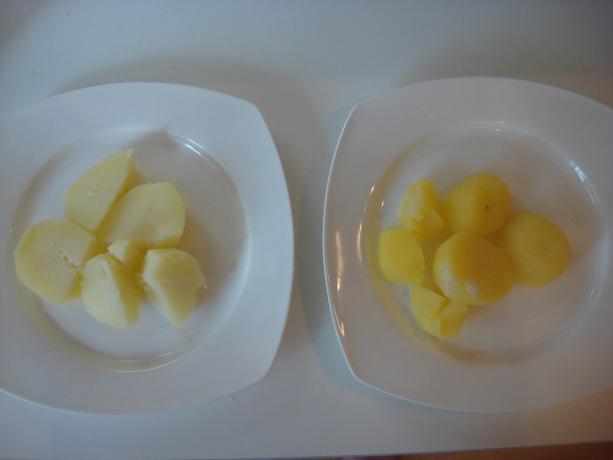 Foto tirada pelo autor (batatas cozidas à esquerda do "Pyaterochka", à direita da "Magnit")