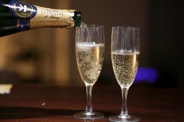 Como escolher um champanhe de alta qualidade na véspera do Ano Novo?