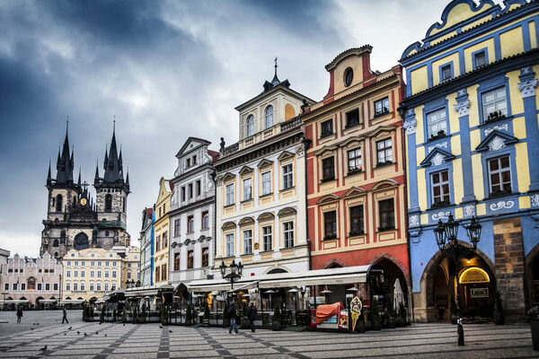 A República Tcheca me surpreendeu com suas belas ruas (Foto: lookmytrips.com)