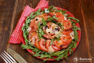 Salada de rúcula e tomate