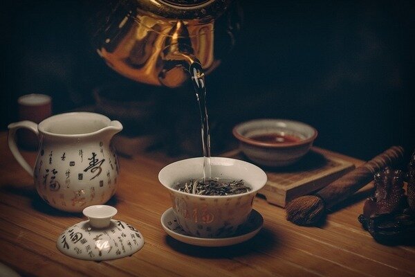 Em contraste, o chá preto deve ser tomado se a diarreia começar. (Foto: Pixabay.com)