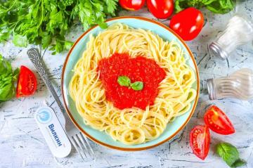 Molho de tomate delicioso para espaguete